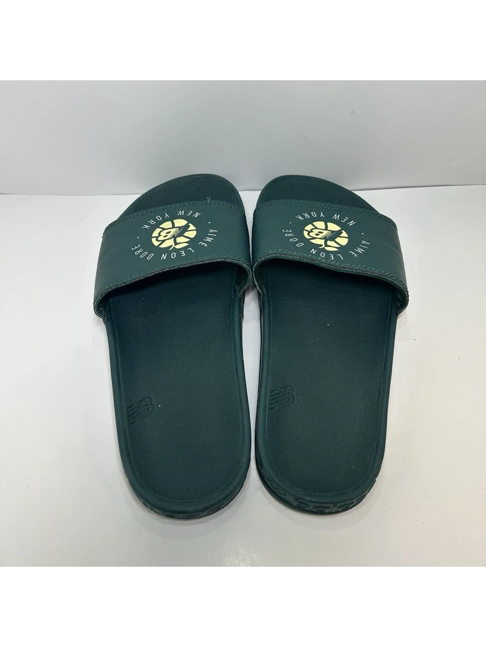 New Balance Slides Aime Leon Dore Green - Size 5 - (SMF200AG)